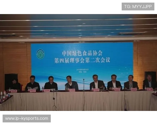 国际游泳协会在赛事筹备中推广绿色后勤与可持续物资使用，国际业余游泳联合会管理的项目有哪些